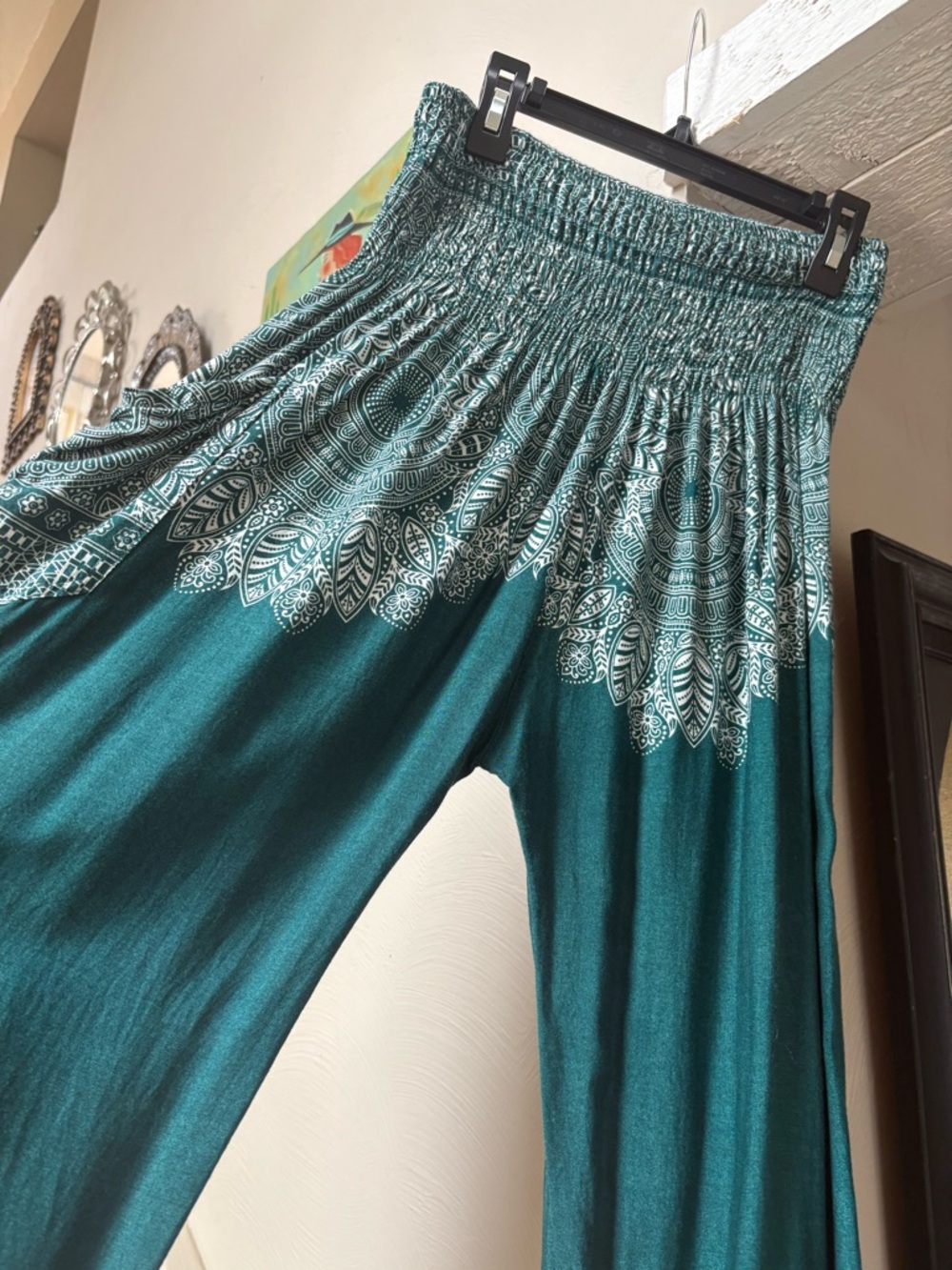 Lot of 4 PAIR of Rayon Harem Genie Pants medium - Picture 6 of 14